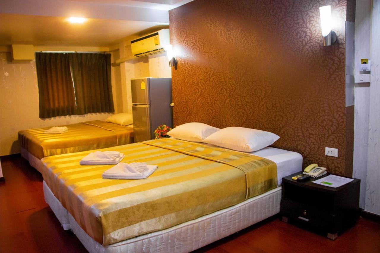 בנגקוק Visiting Card Hotel & Resort מראה חיצוני תמונה